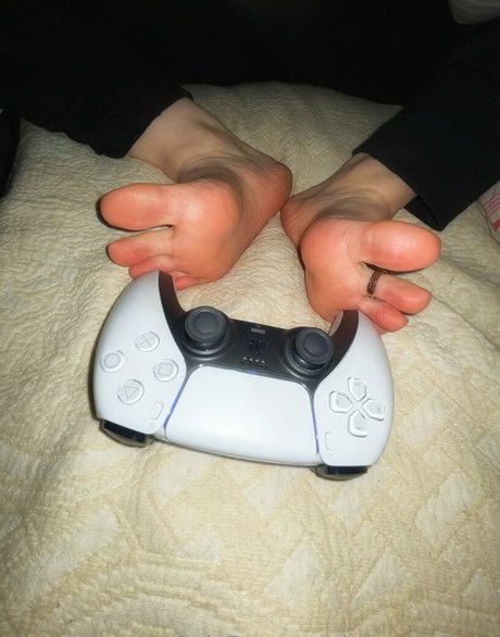 toesonglitter erotic actress img