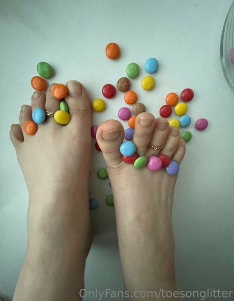 toesonglitter best pornstar img