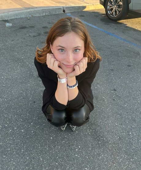 Mina Sundwall erotic star photo