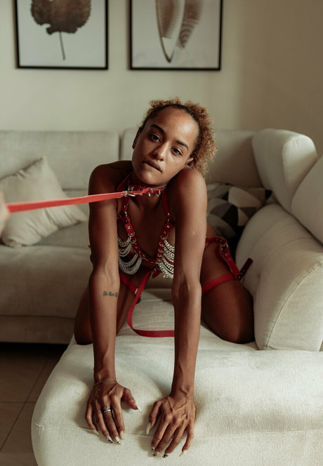 ebonypantherofficial model xxx archive