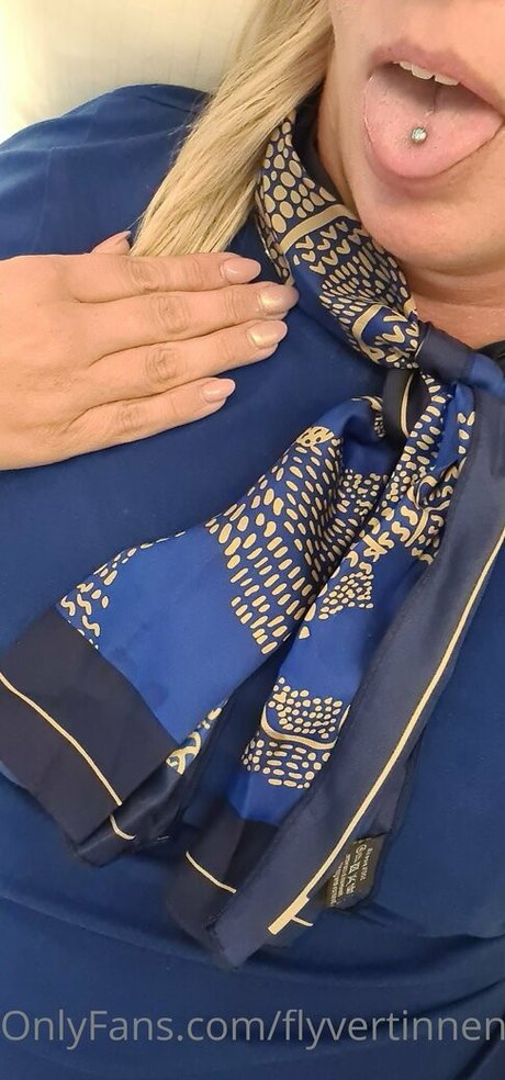 flyvertinnen model nude images