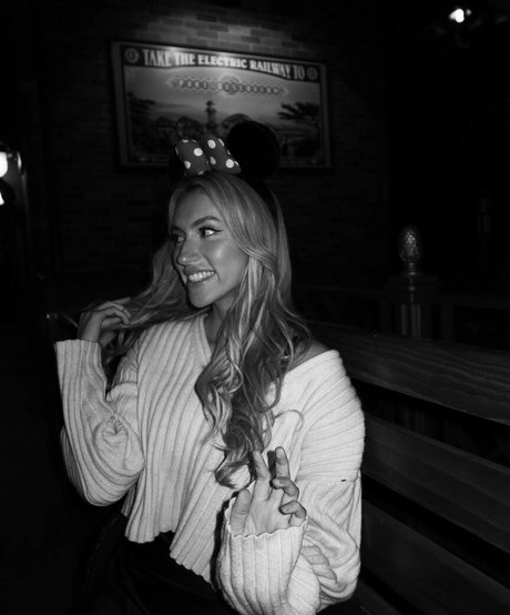 Clara Gomez sexy model galleries