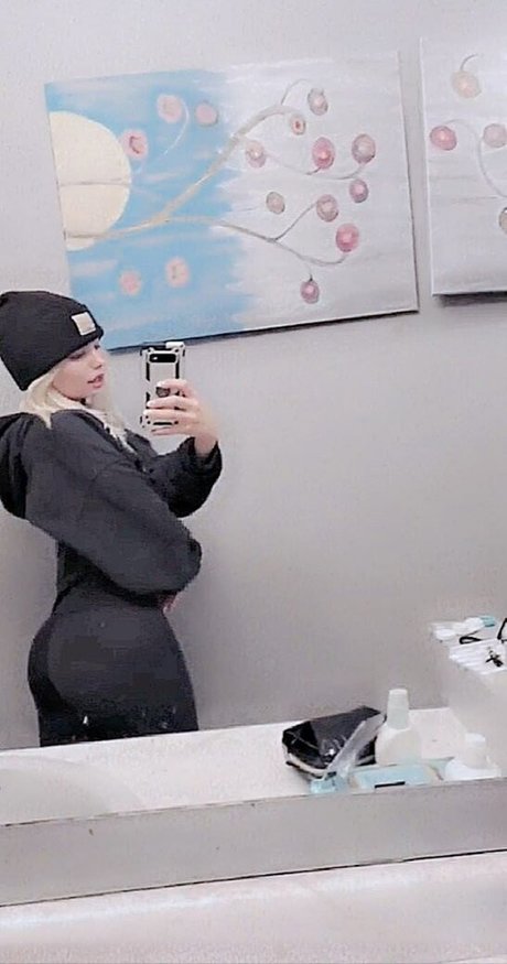 Gray Hawkes model sexy galleries