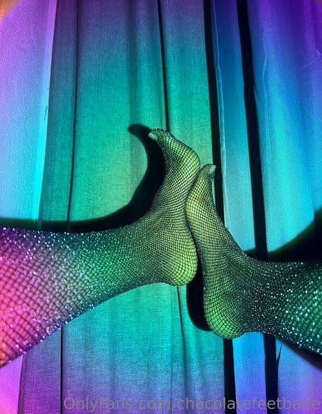 chocolatefeetbabe pornstar gallery