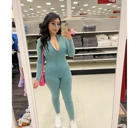 Alemuriiyo beautiful star picture