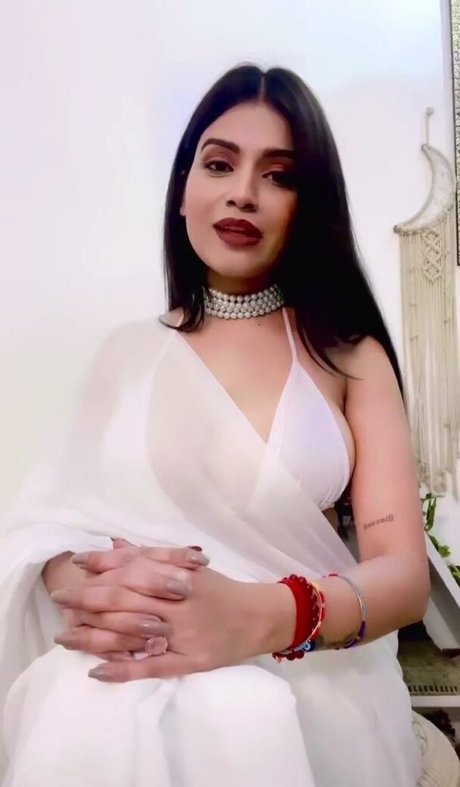 Nidhi Chaudhary exclusive pornstar images