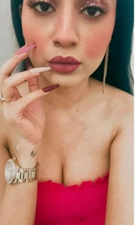 Nidhi Chaudhary star adult pictures