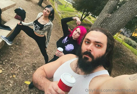 lionofthebay pornstar exclusive image