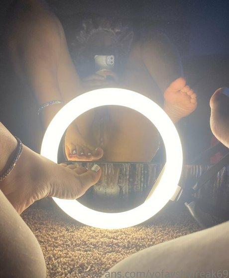 yofavshyfreak69 pornographic model photos