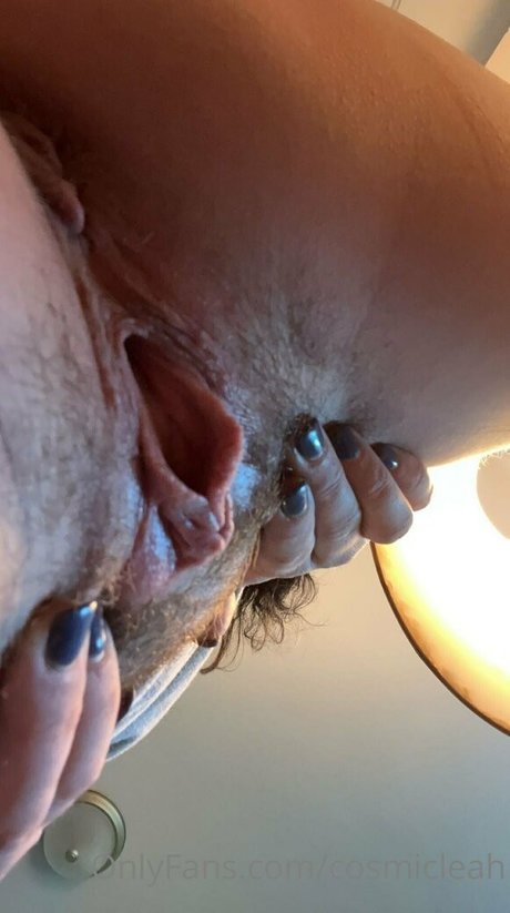 cosmicleah high quality pornstar gallery