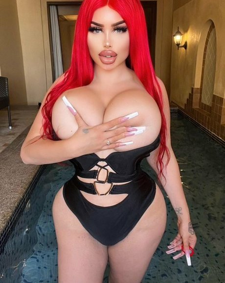 Bibi Bugatti star nude gallery