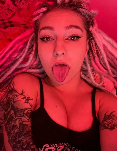 darkness luna naked actress photo