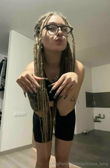 darkness luna naked model photos