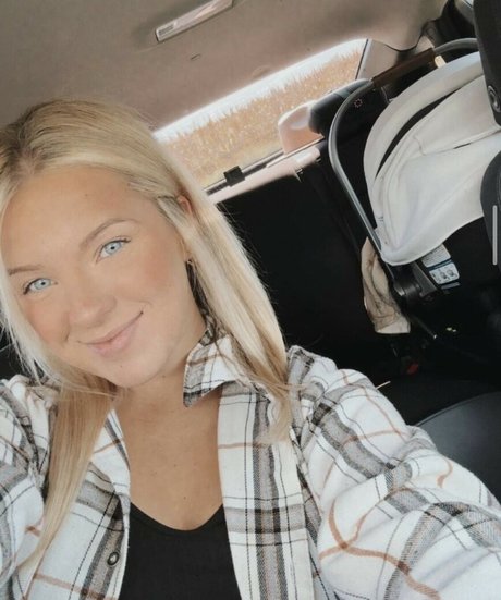 Corieamoore pornstar exclusive pictures