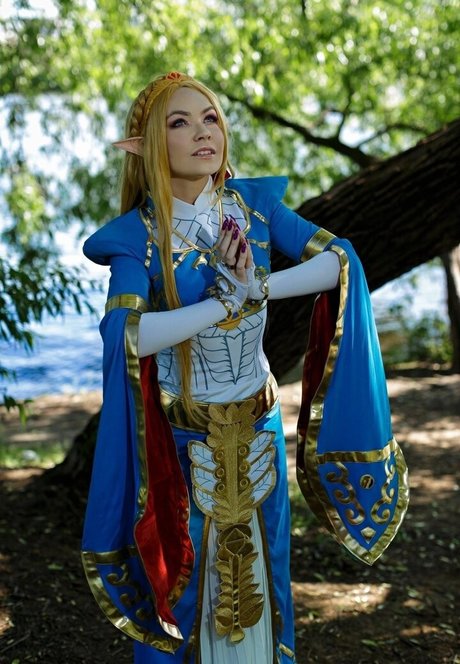 Mi2ray Cosplay pretty actress pics