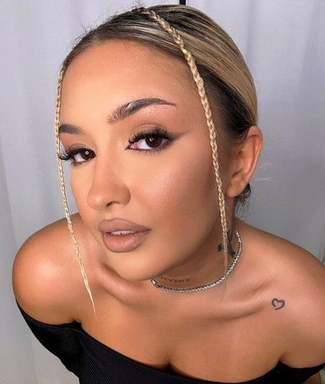 emillysteelefree model xxx images