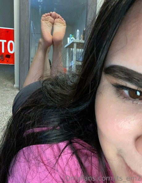 its em2 model nude gallery