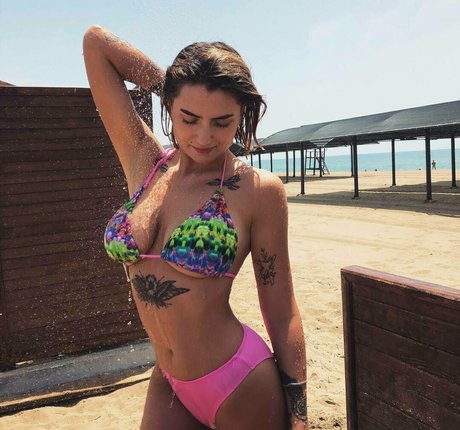 larmanixxde xxx actress galleries