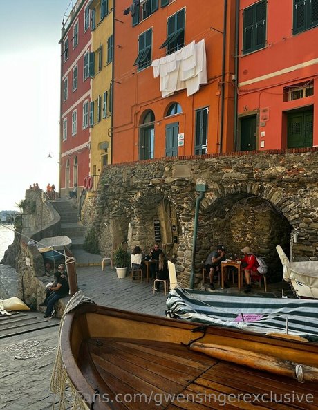 gwensingerexclusive free model galleries