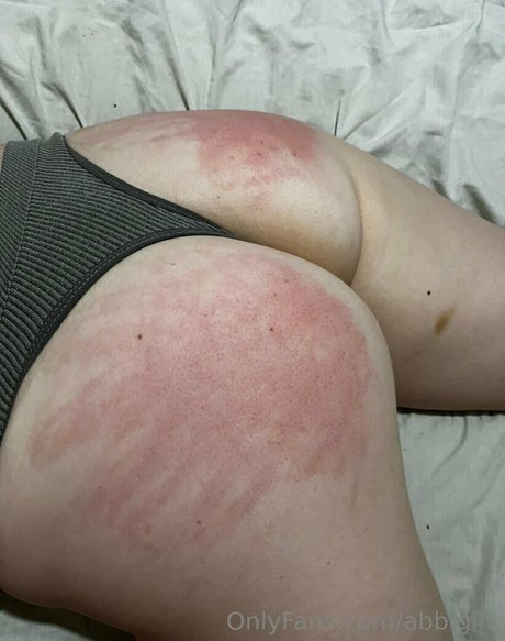 queenabbi pretty actress pics