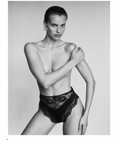 Nibar Madar porn model picture