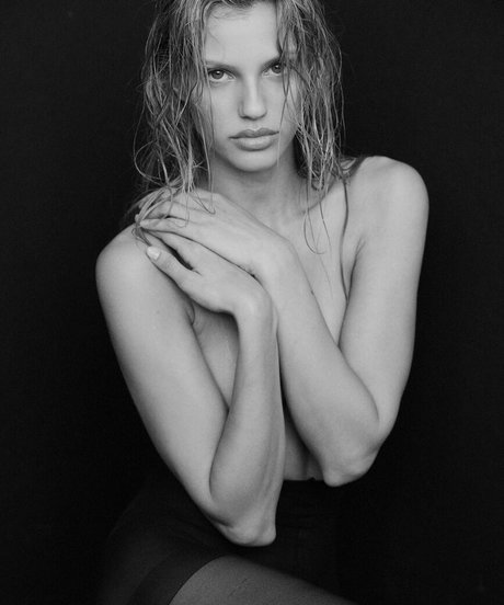 Nibar Madar sex actress picture