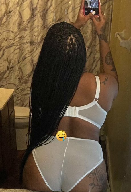 therealvictoria b hd star img