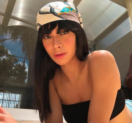 Gabrielle M hot model galleries