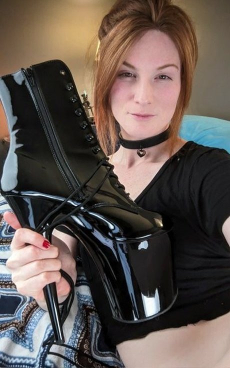 Melody Lane exclusive model gallery