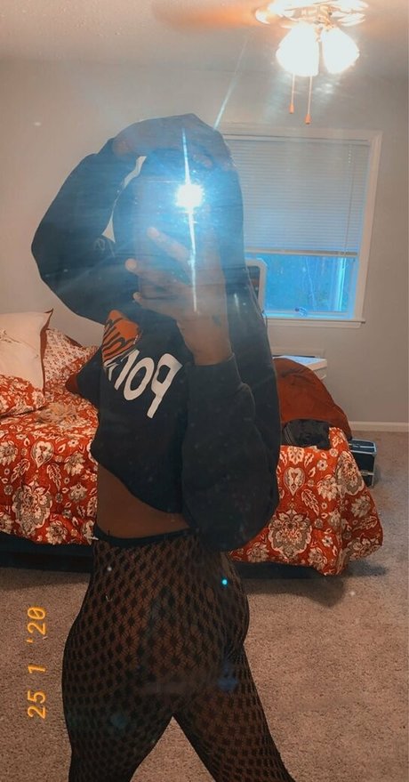 TSIndiaFrost pornstar high quality pics