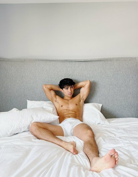 aedancarden model exclusive galleries