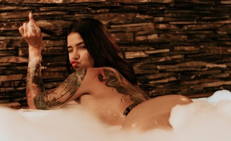 Jenn Muriel sexy pornstar img