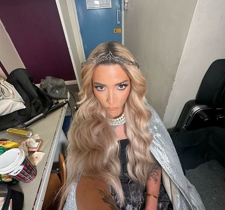 Gkbarry best star img