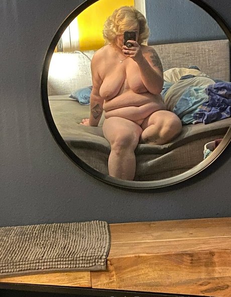 no jury model high quality picture