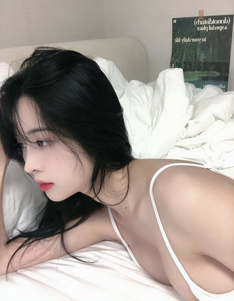 kbc7887 art actress archive