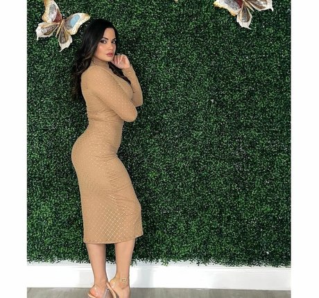 Samantha Sepulvada star naked pictures