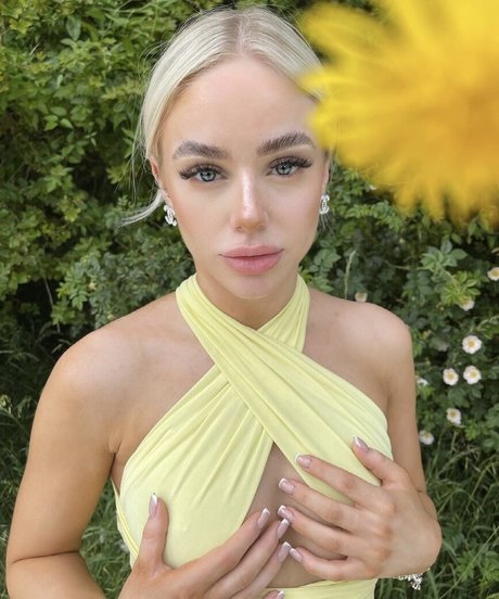 Cassie rxx star naked photos