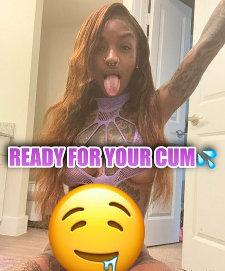 luvenchanting erotic model photos