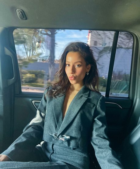 Izabella Alvarez perfect pornstar pictures