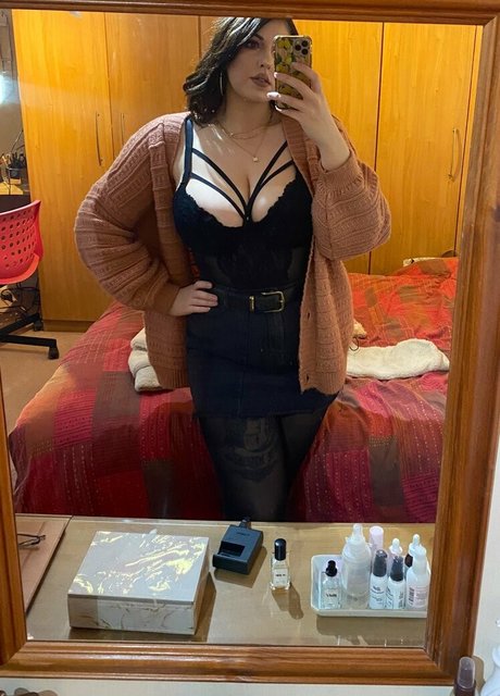 Eva Elizabeth star img