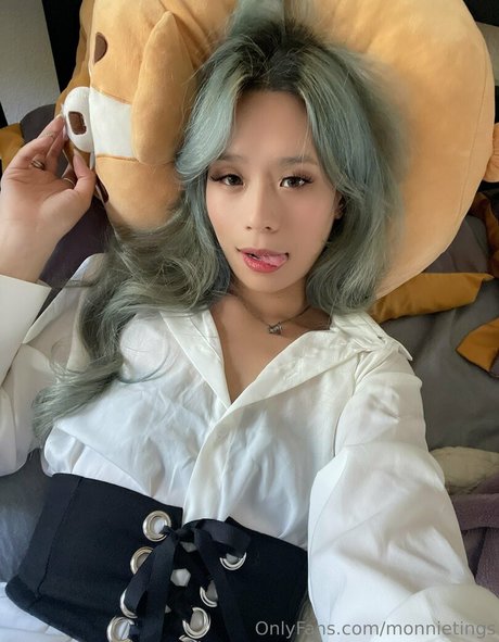 monnietings hd actress galleries