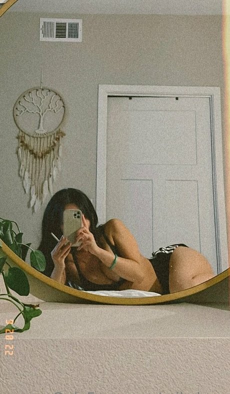 mikolove nude pornstar img