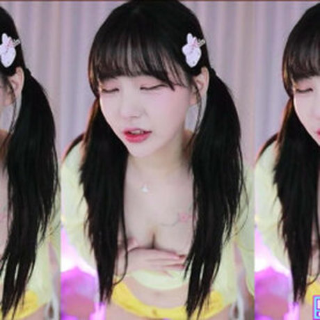 ChuJeong hd model image