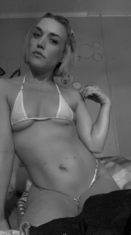 gabrielleadams model best img