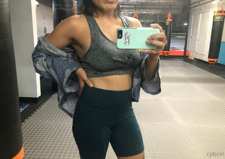 cybcin pornstar nice img