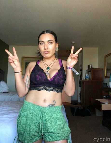 cybcin erotic actress archive