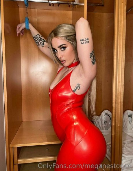 jsjdbann adult model img