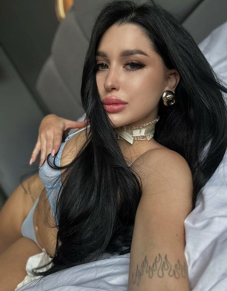 Honey Angel star sex photos