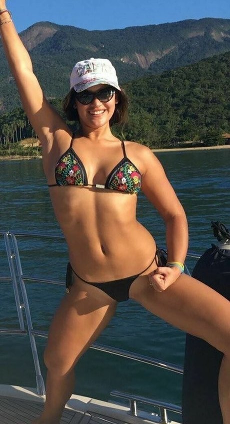 Giulia Costa star naked photos