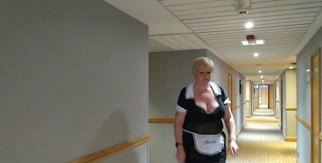 ukjoolz pretty pornstar picture